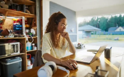 How to Turn Your Garage Into a Comfortable Workspace with GarageSealed